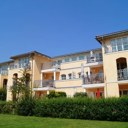Casa Nova, 16 *
